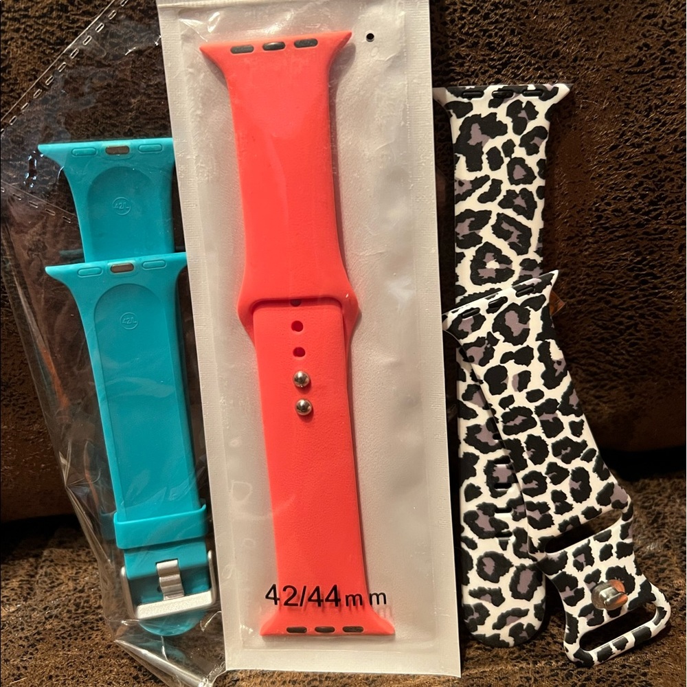 Bundled Apple Watch Series 3- 42MM